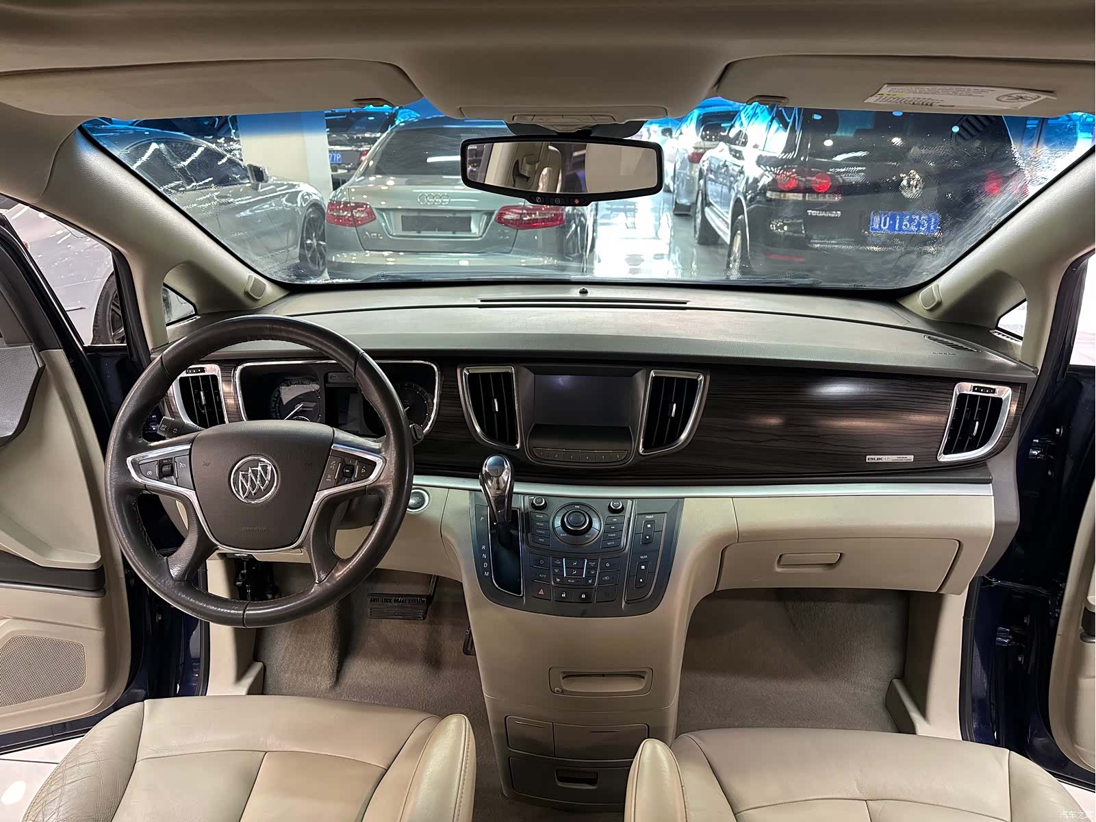 Buick GL8, 2012 13