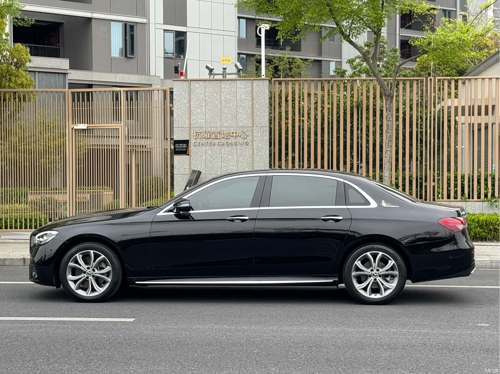 Mercedes-Benz E-Class, 2022 все фото