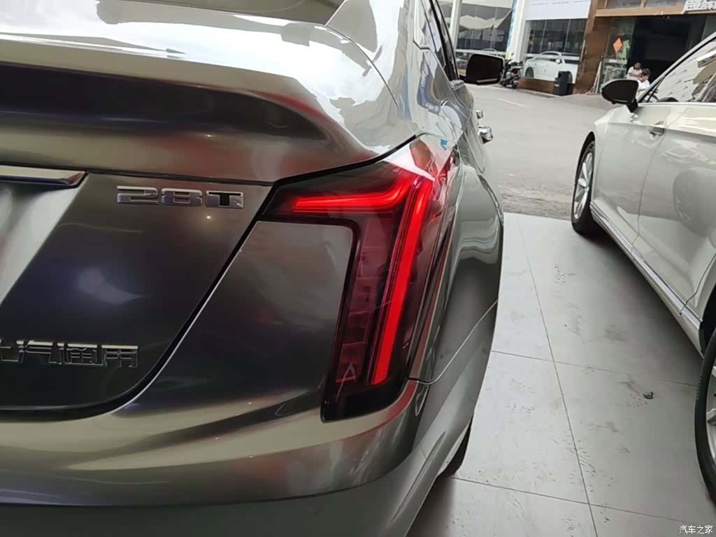 Cadillac CT5, 2023 8