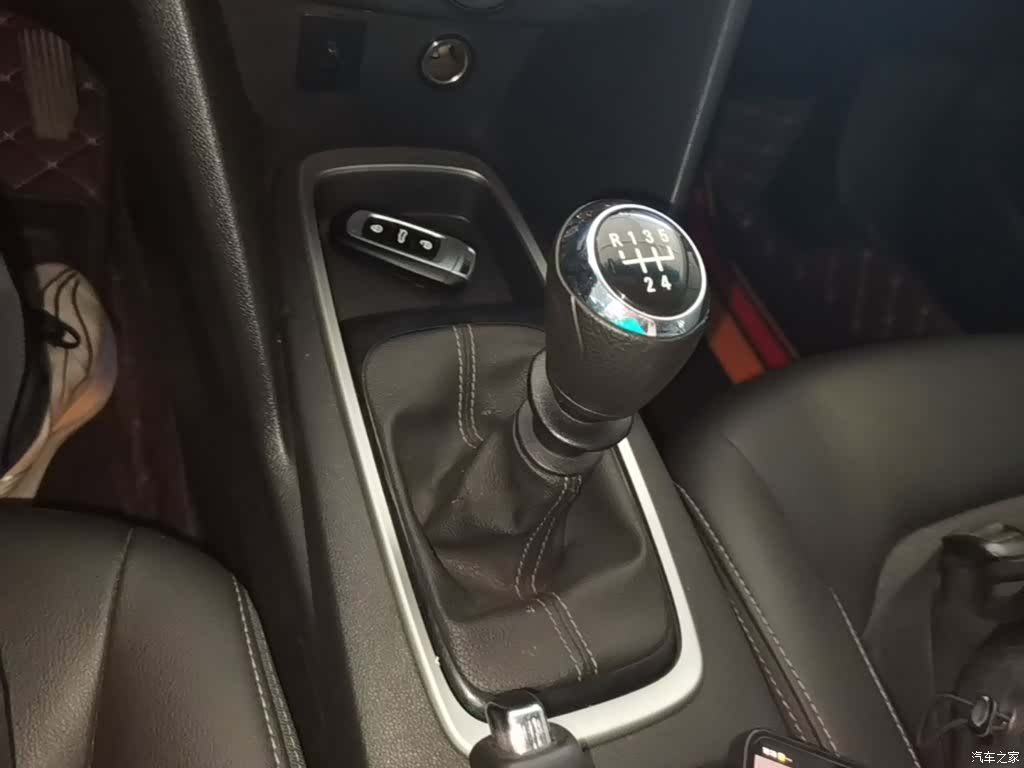 Chevrolet 320, 2018 14