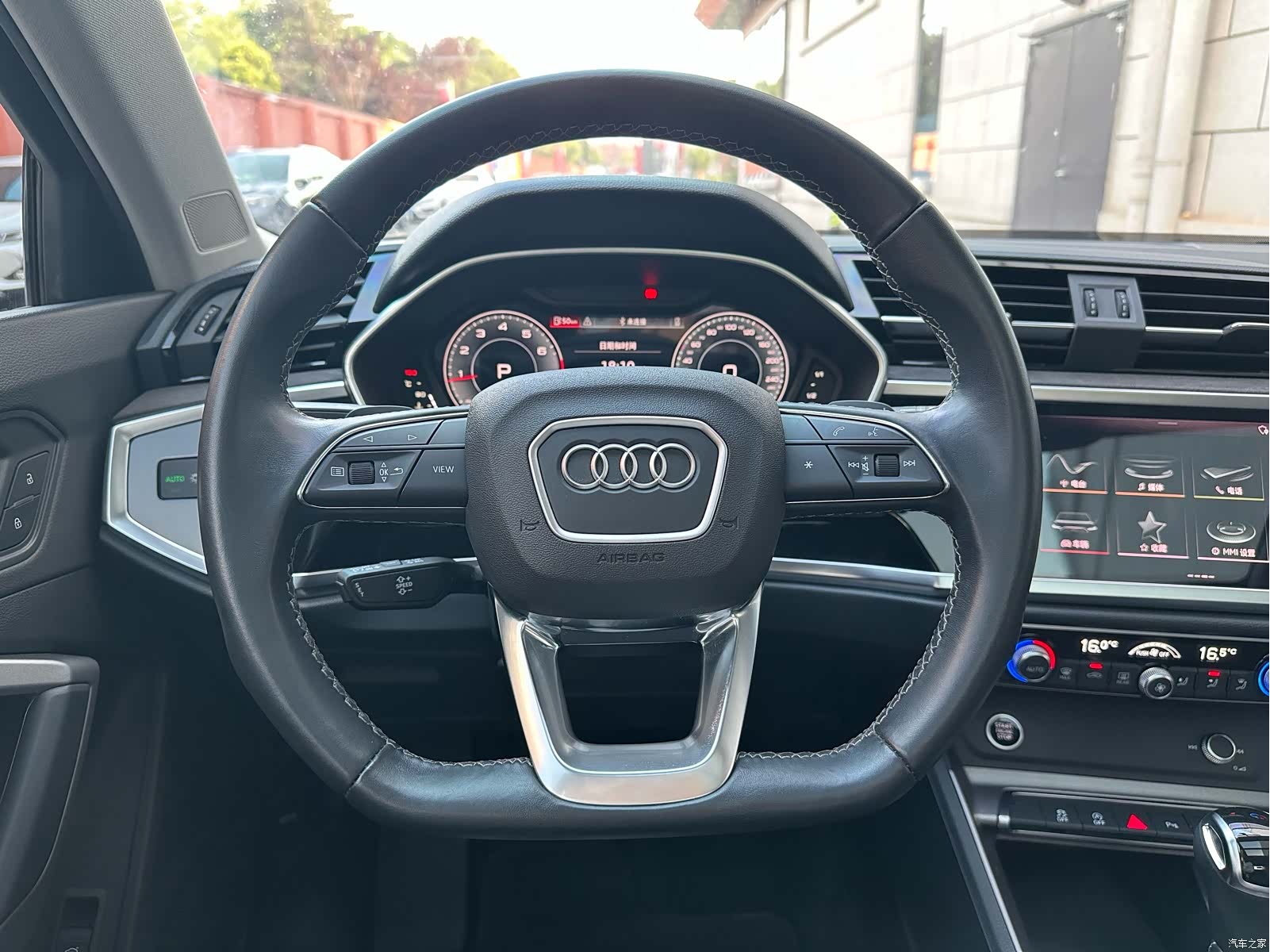 Audi Q3, 2022 8