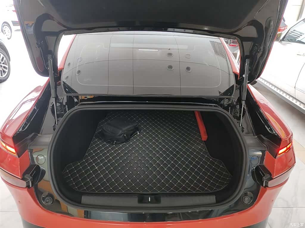 Xpeng P7, 2023 19
