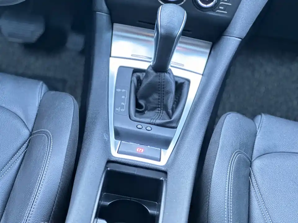 DS 4S