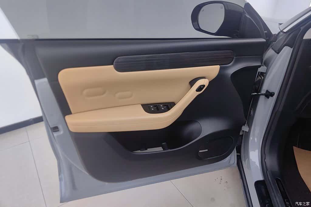Leapmotor C11, 2025 7
