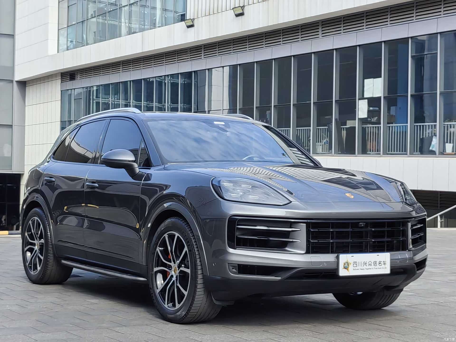 Porsche Cayenne, 2023 4