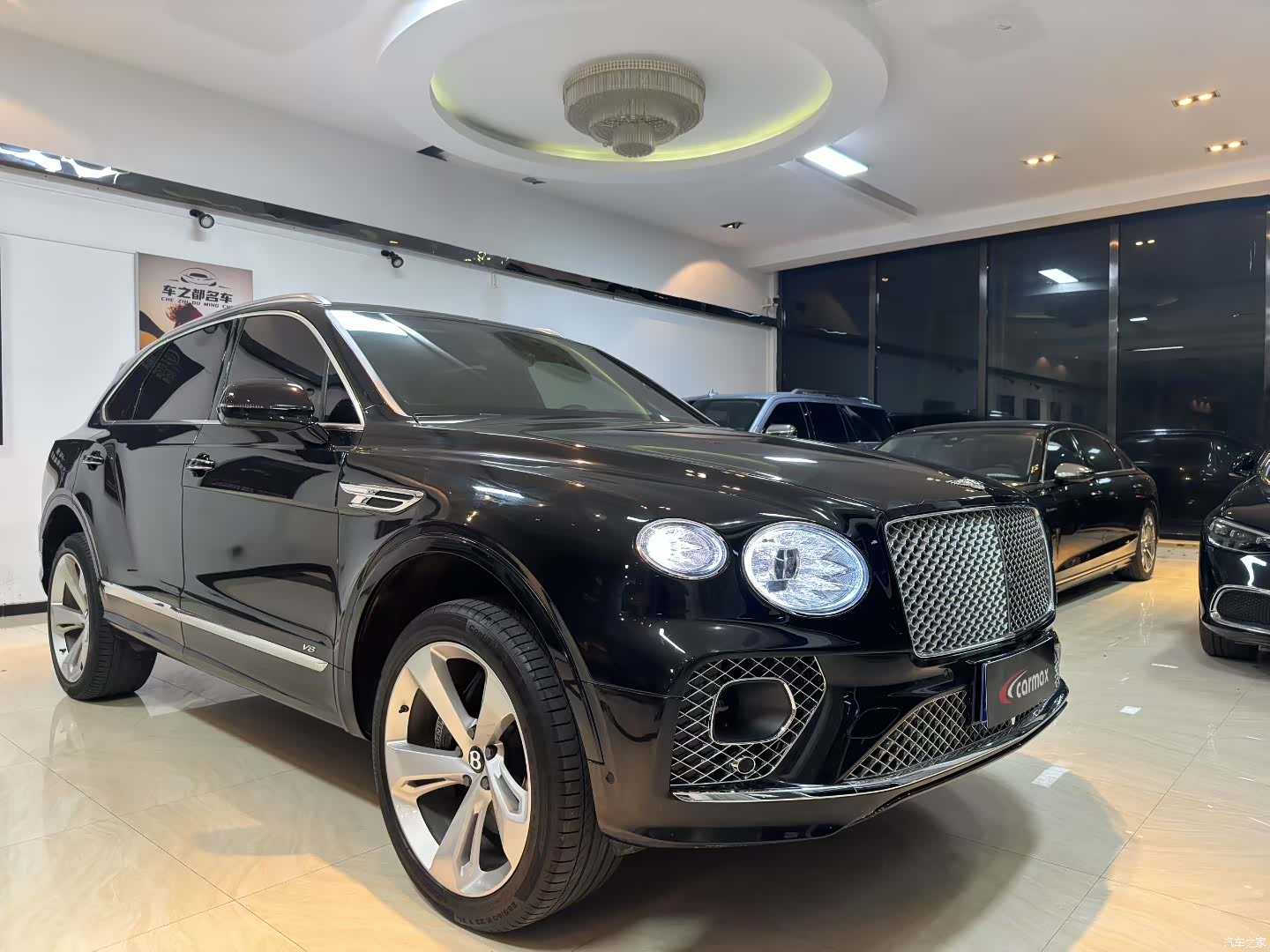Bentley Bentayga, 2022 3