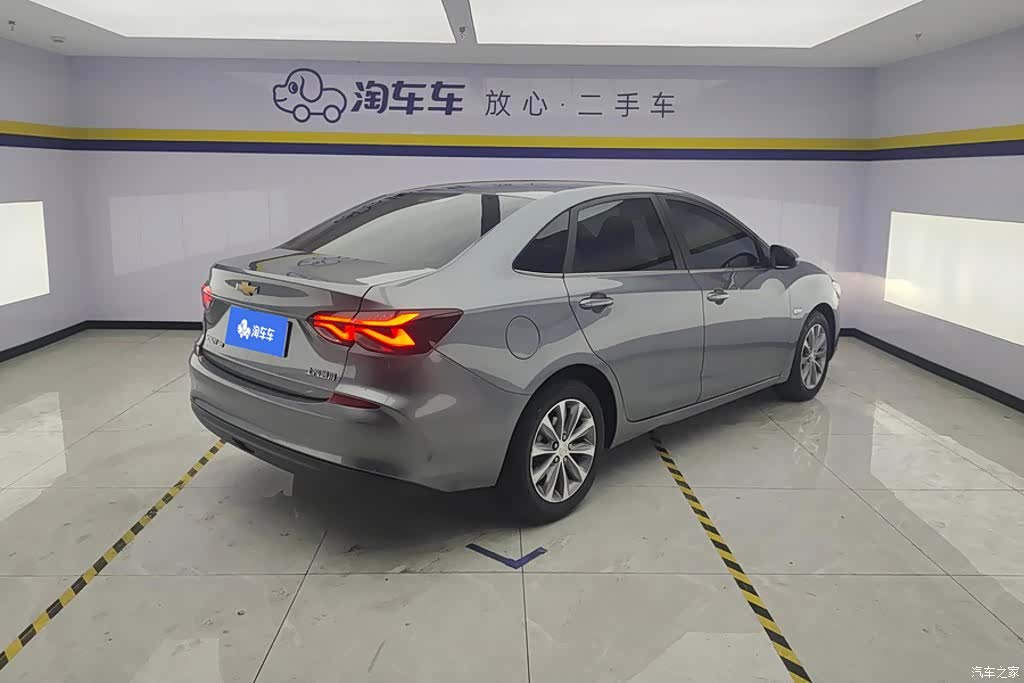 Chevrolet 320, 2022 3