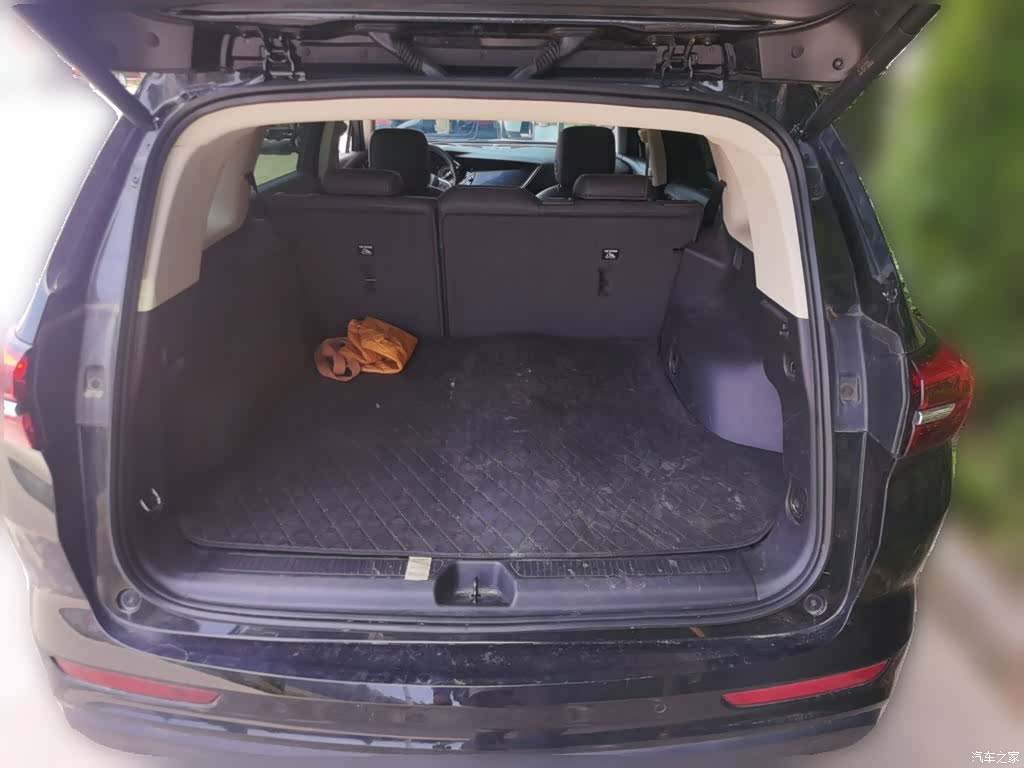 Buick Envision Plus, 2022 10