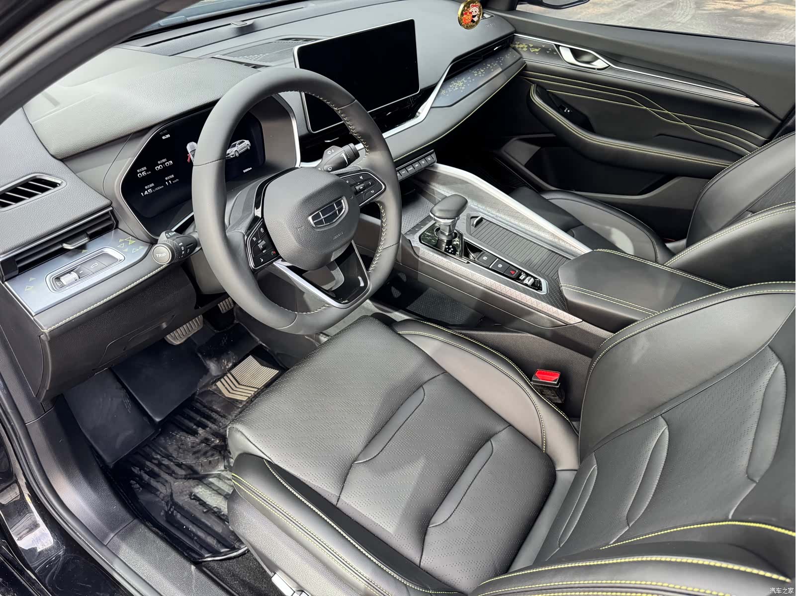 Geely Preface, 2023 27