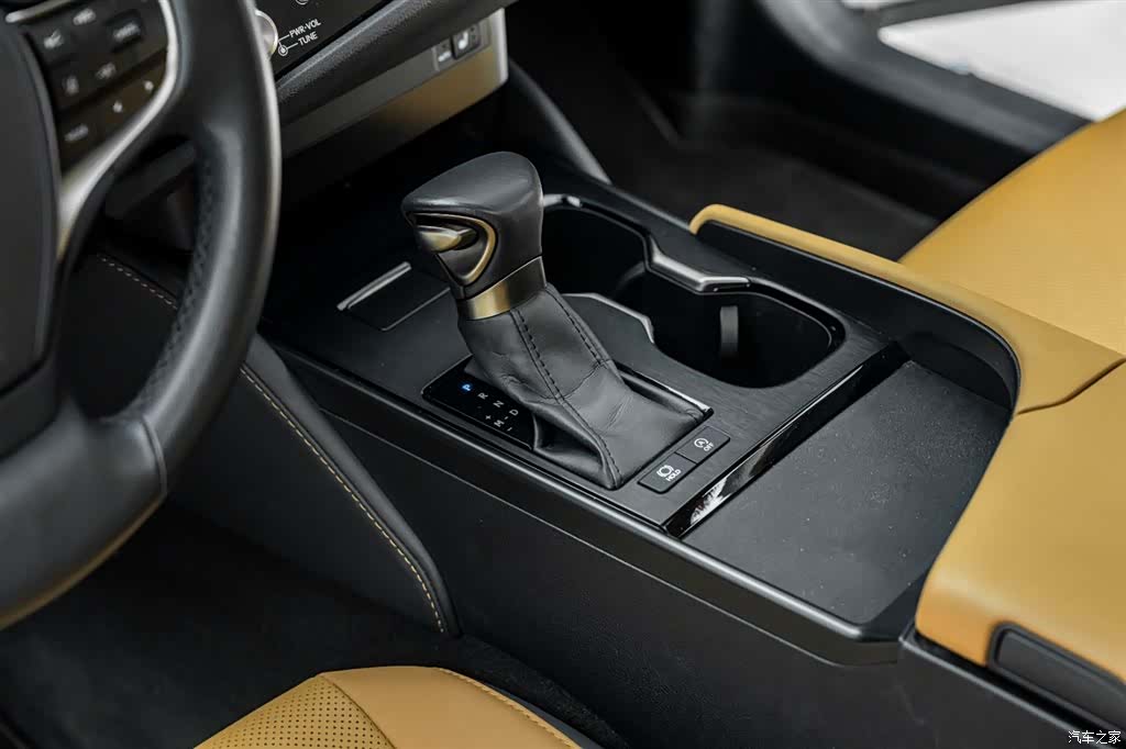 Lexus ES, 2023 20