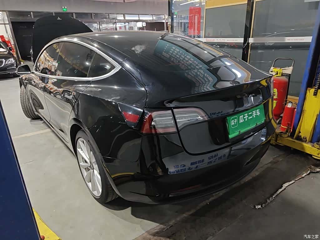 Tesla Model 3, 2021 все фото
