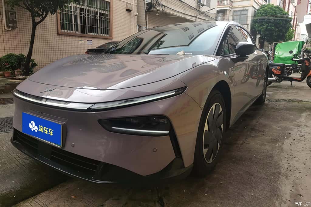 Xpeng P7, 2025 1