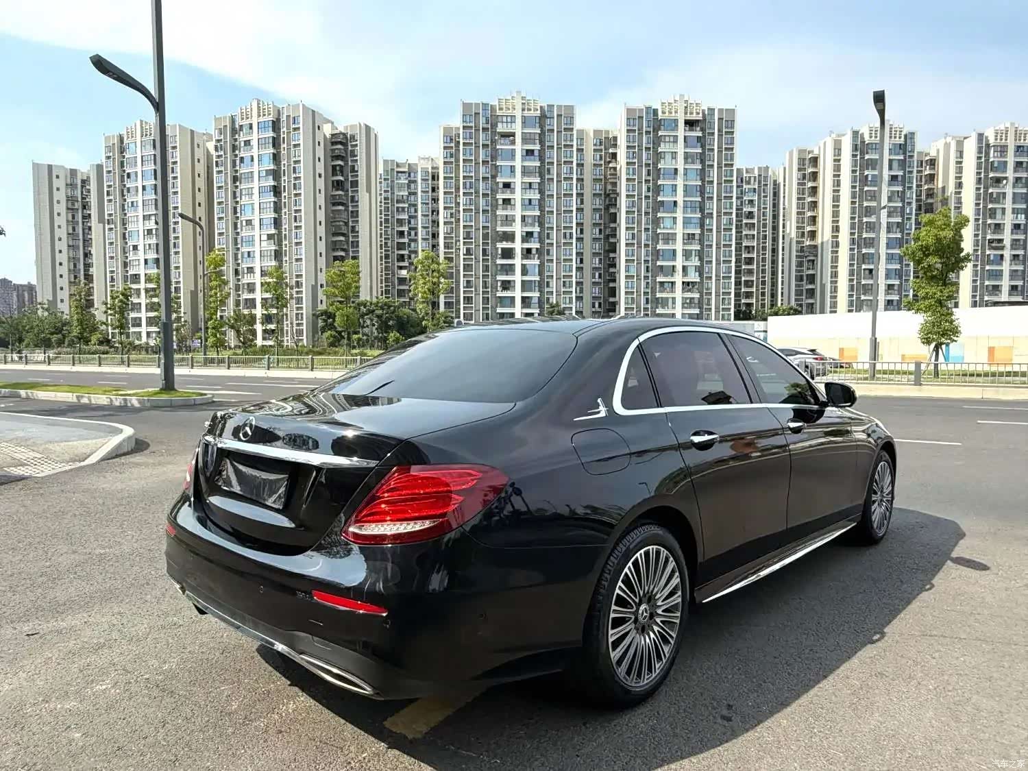 Mercedes-Benz E-Class, 2018 12