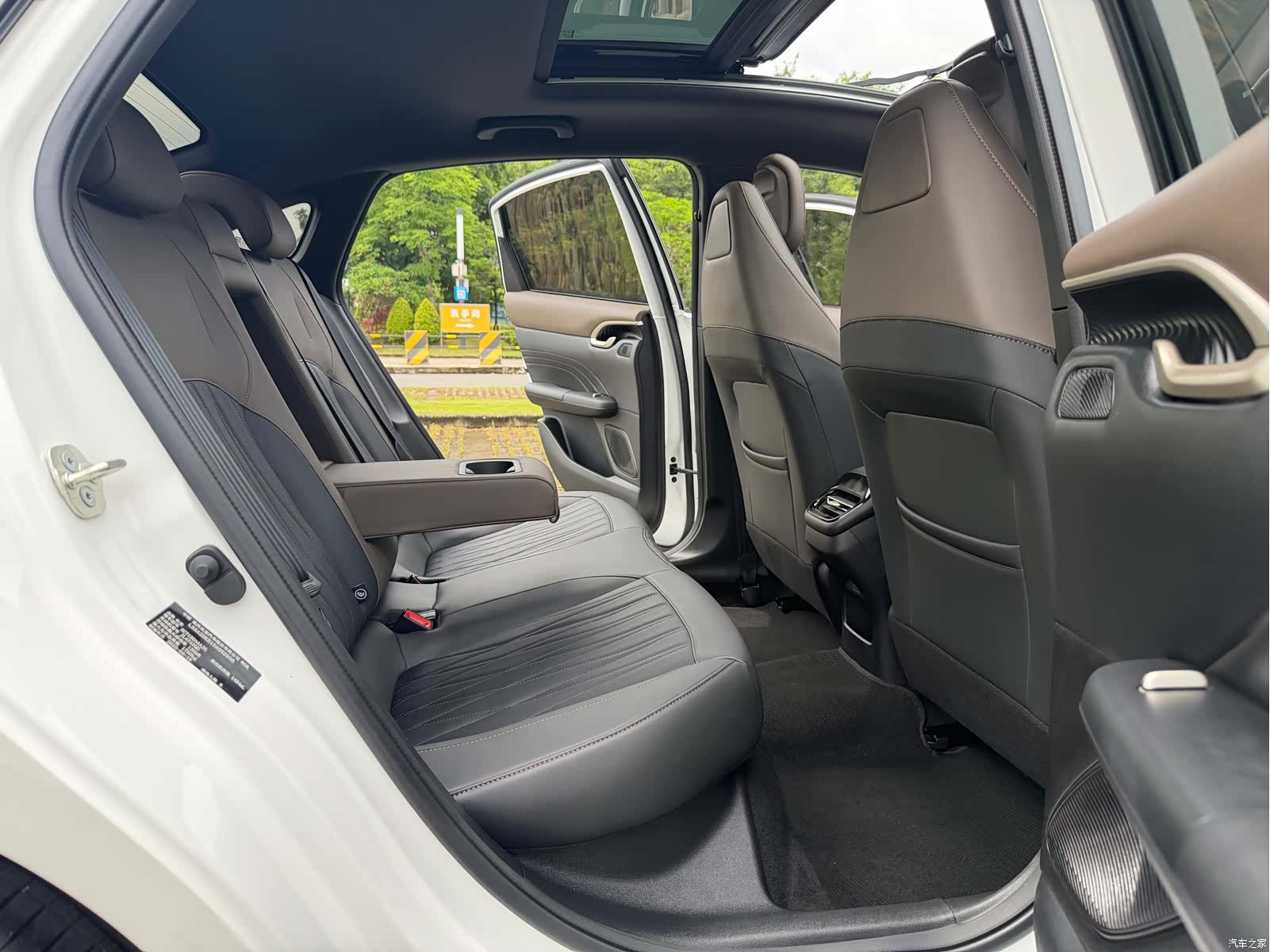 Changan Eado, 2025 16
