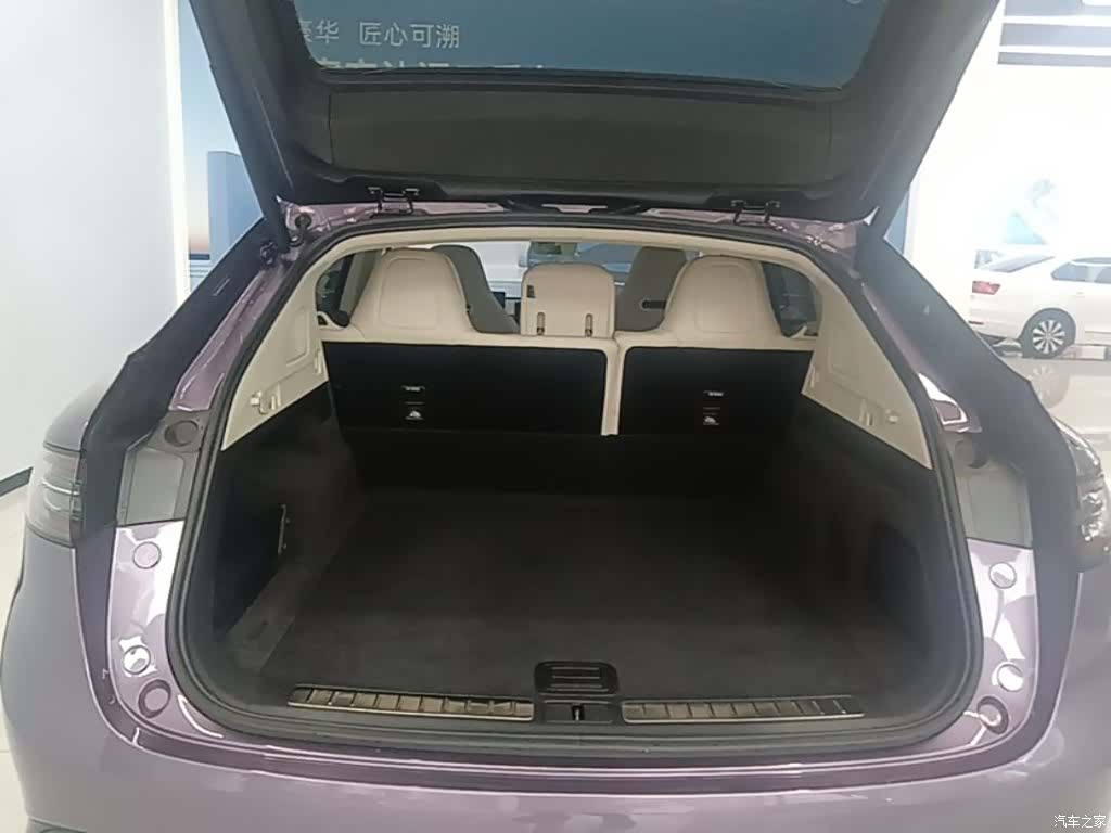 Luxeed R7, 2025 19