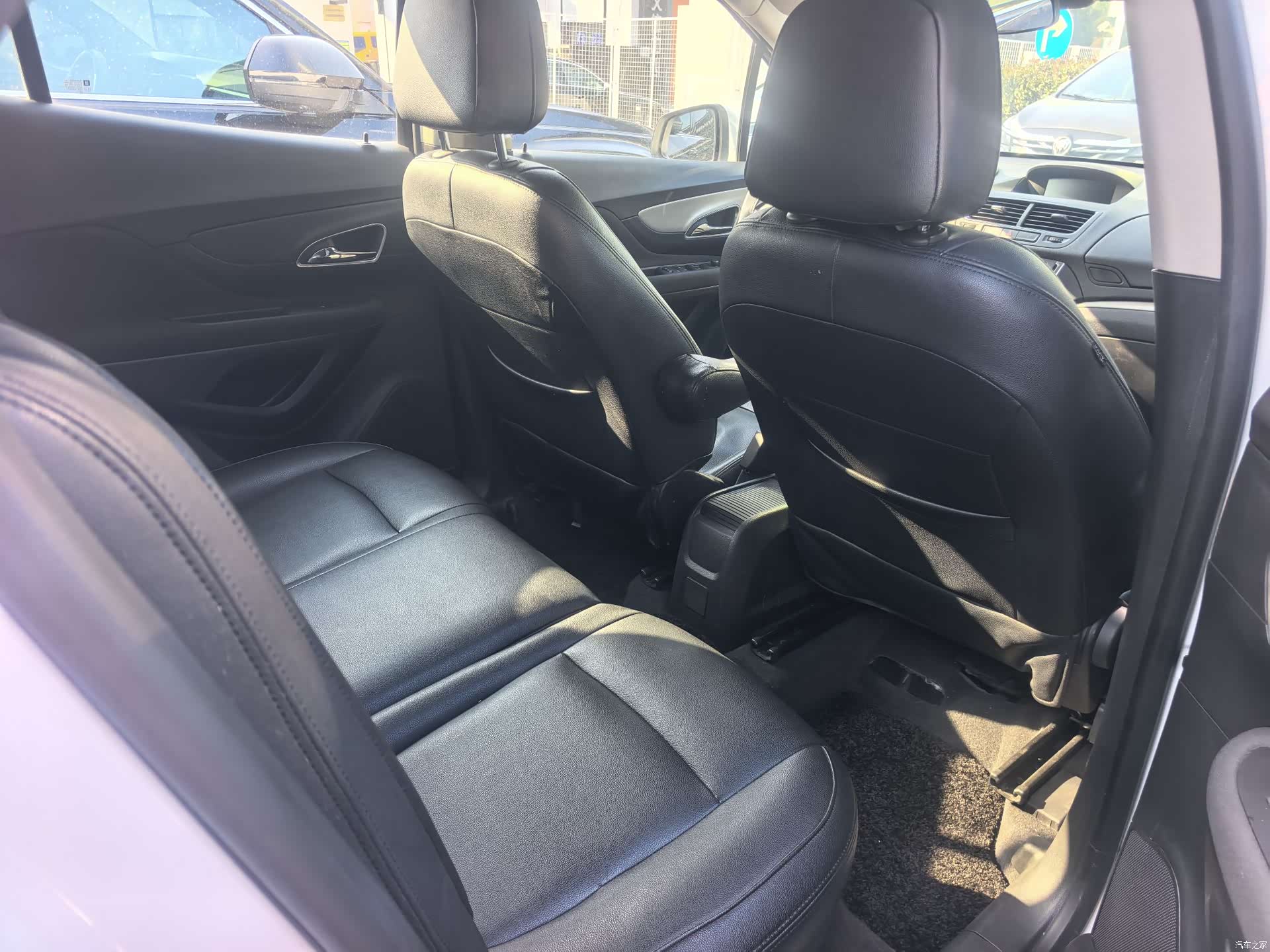 Buick Encore, 2017 12
