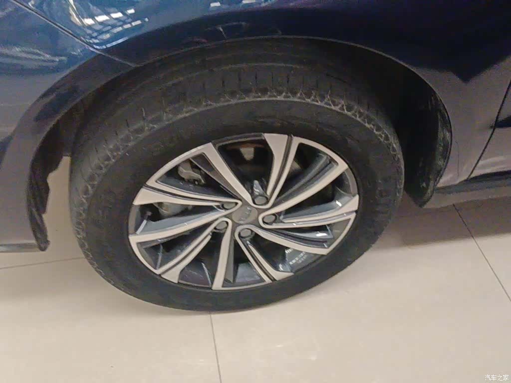 Geely X6, 2022 23