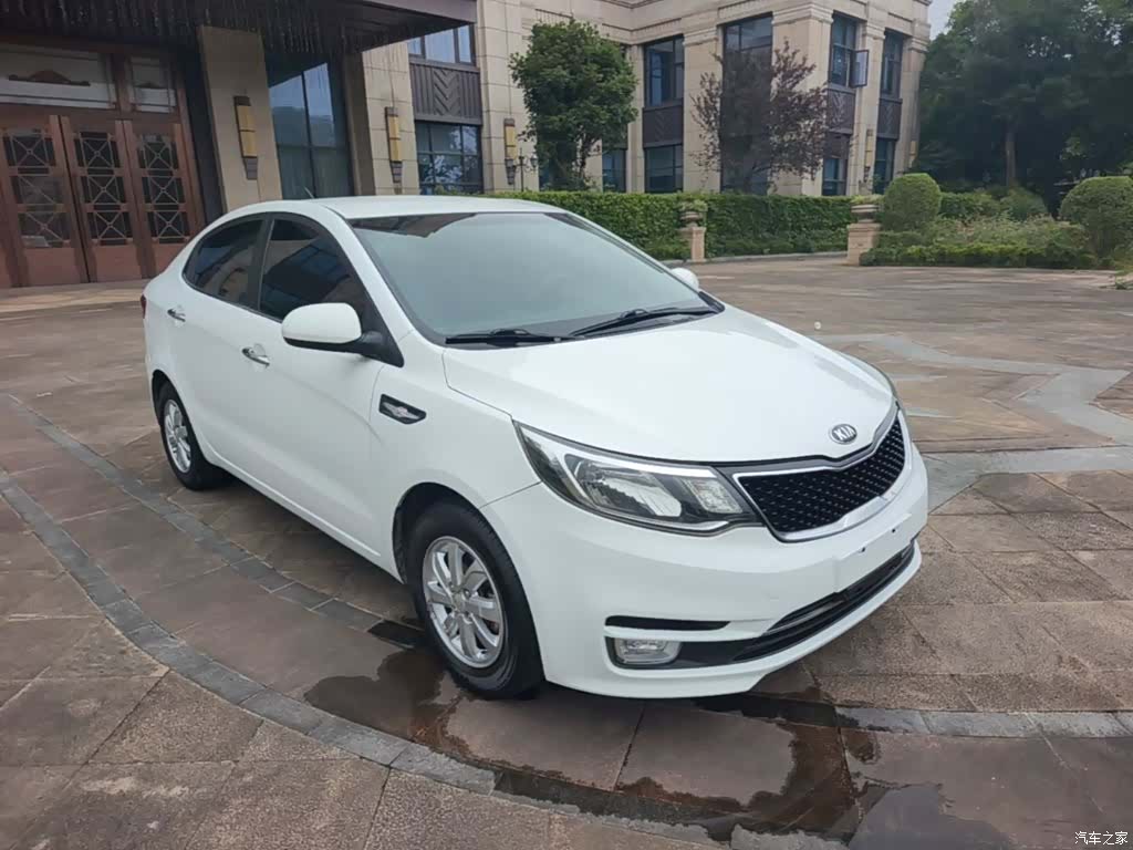 Kia K2, 2015 4