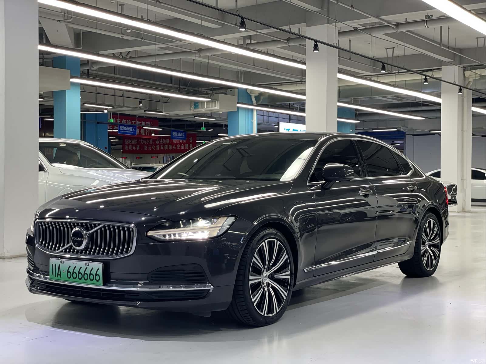 Volvo S90, 2022 1