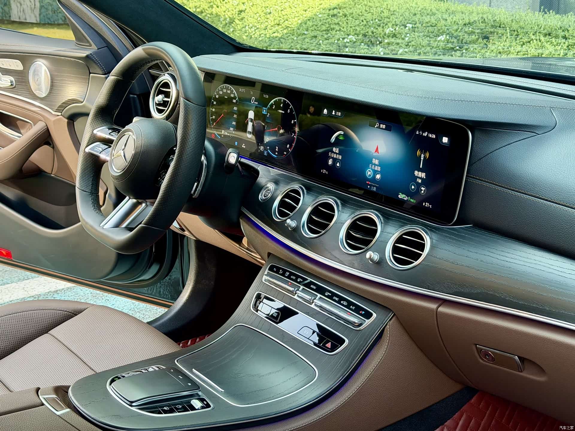 Mercedes-Benz E-Class, 2021 19
