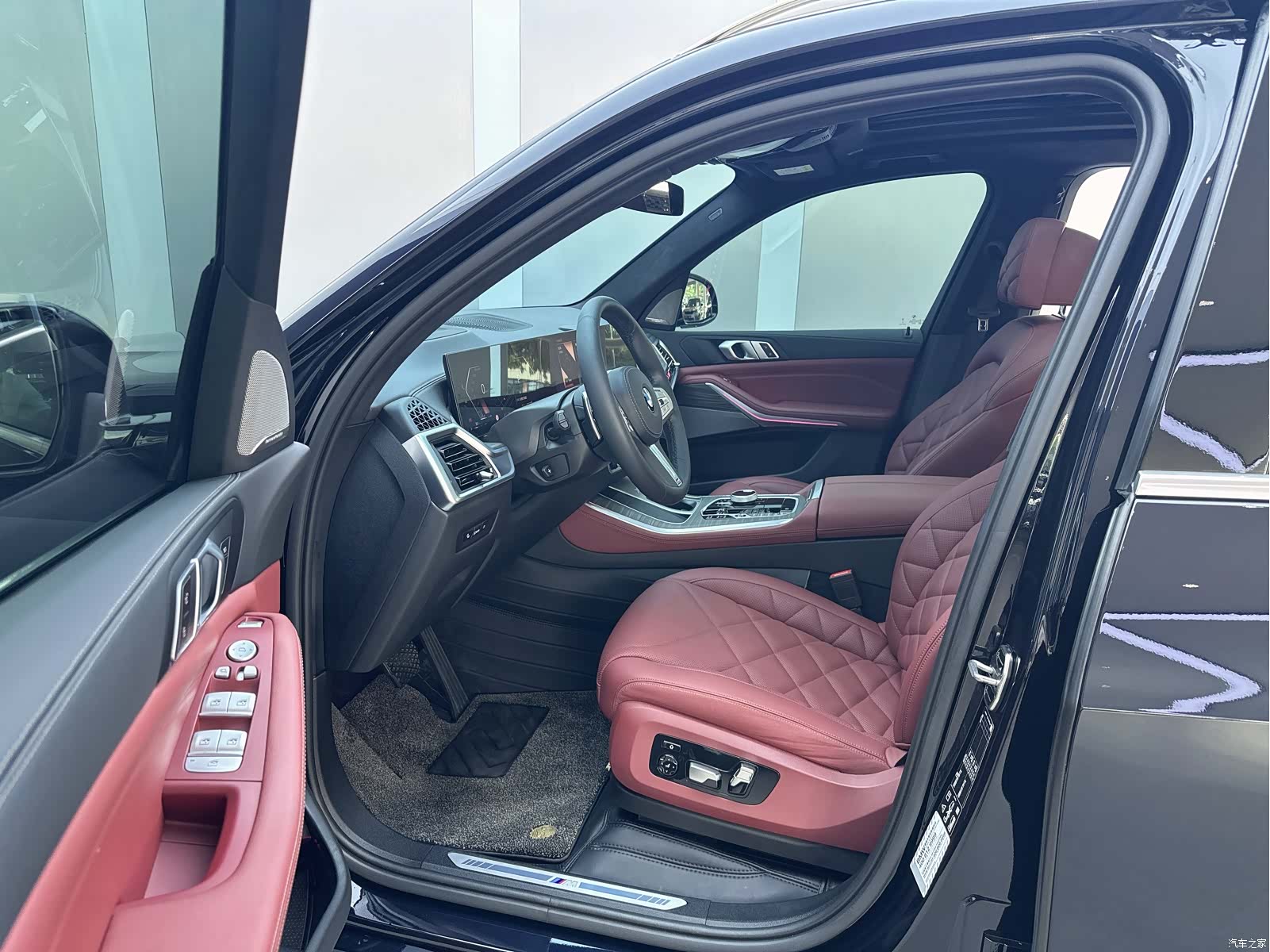 BMW X5, 2024 9