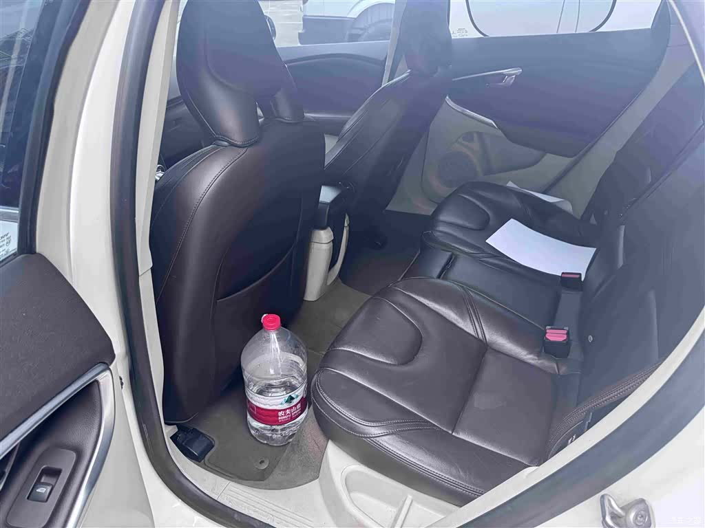 Volvo V40, 2014 12