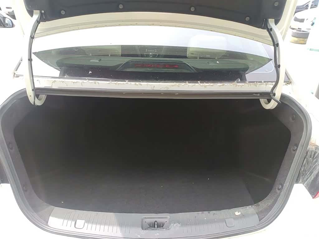 Changan V7, 2015 19