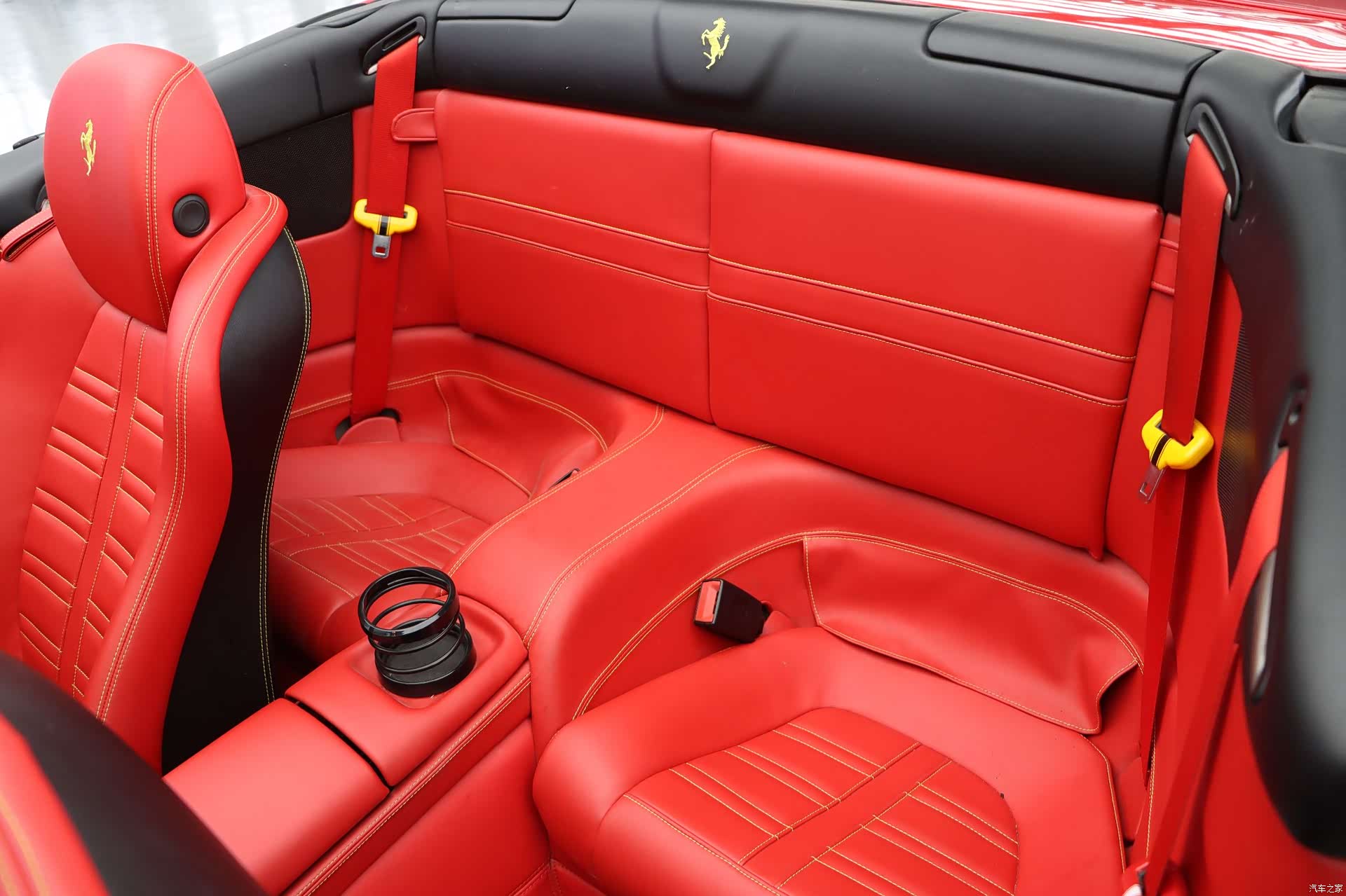 Ferrari California, 2012 19
