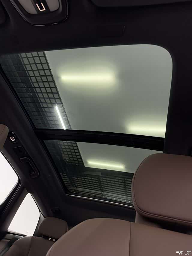 Volvo XC60, 2025 10