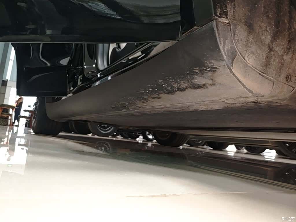 Tesla Model Y, 2023 21
