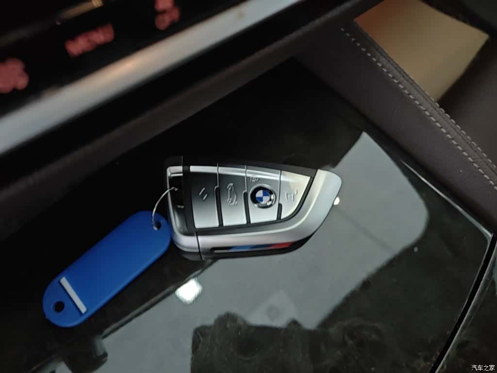 BMW 5 Series, 2019 9