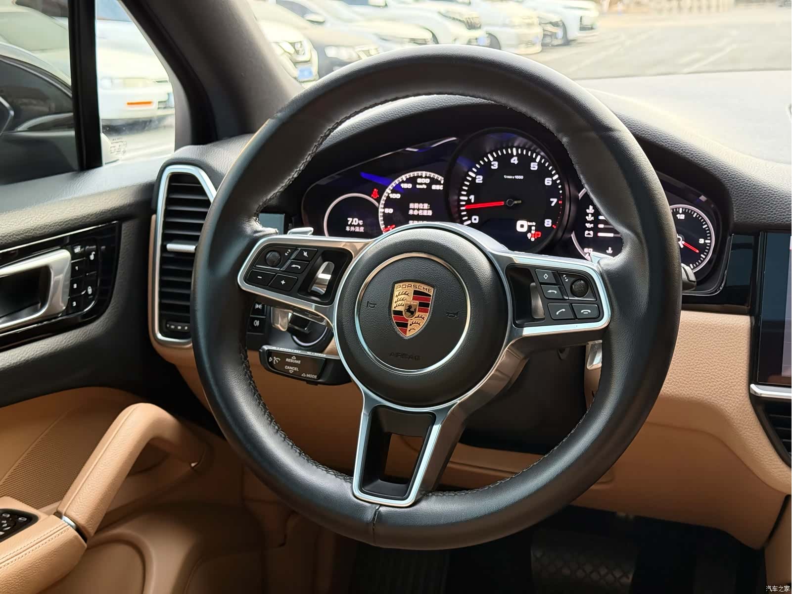 Porsche Cayenne, 2018 9