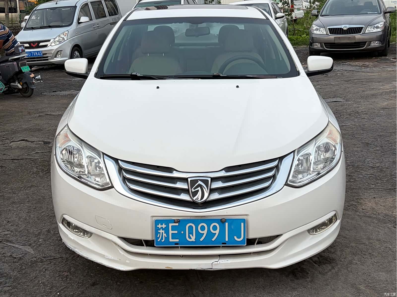 Wuling 630, 2012 2