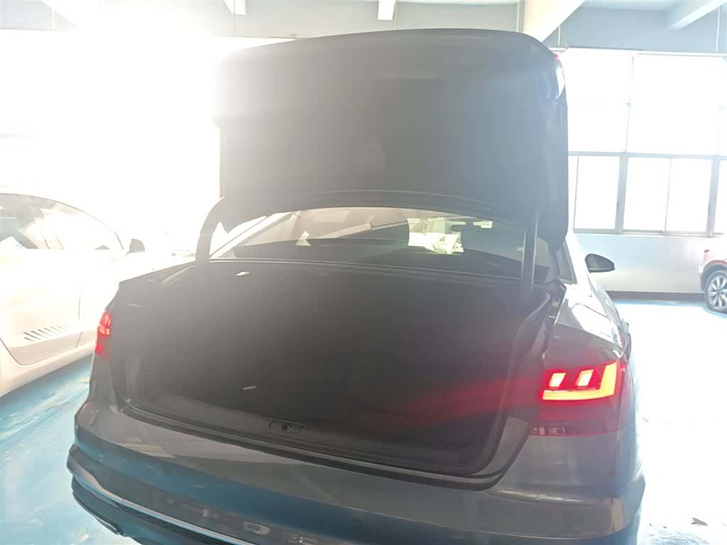 Audi A4L, 2023 18