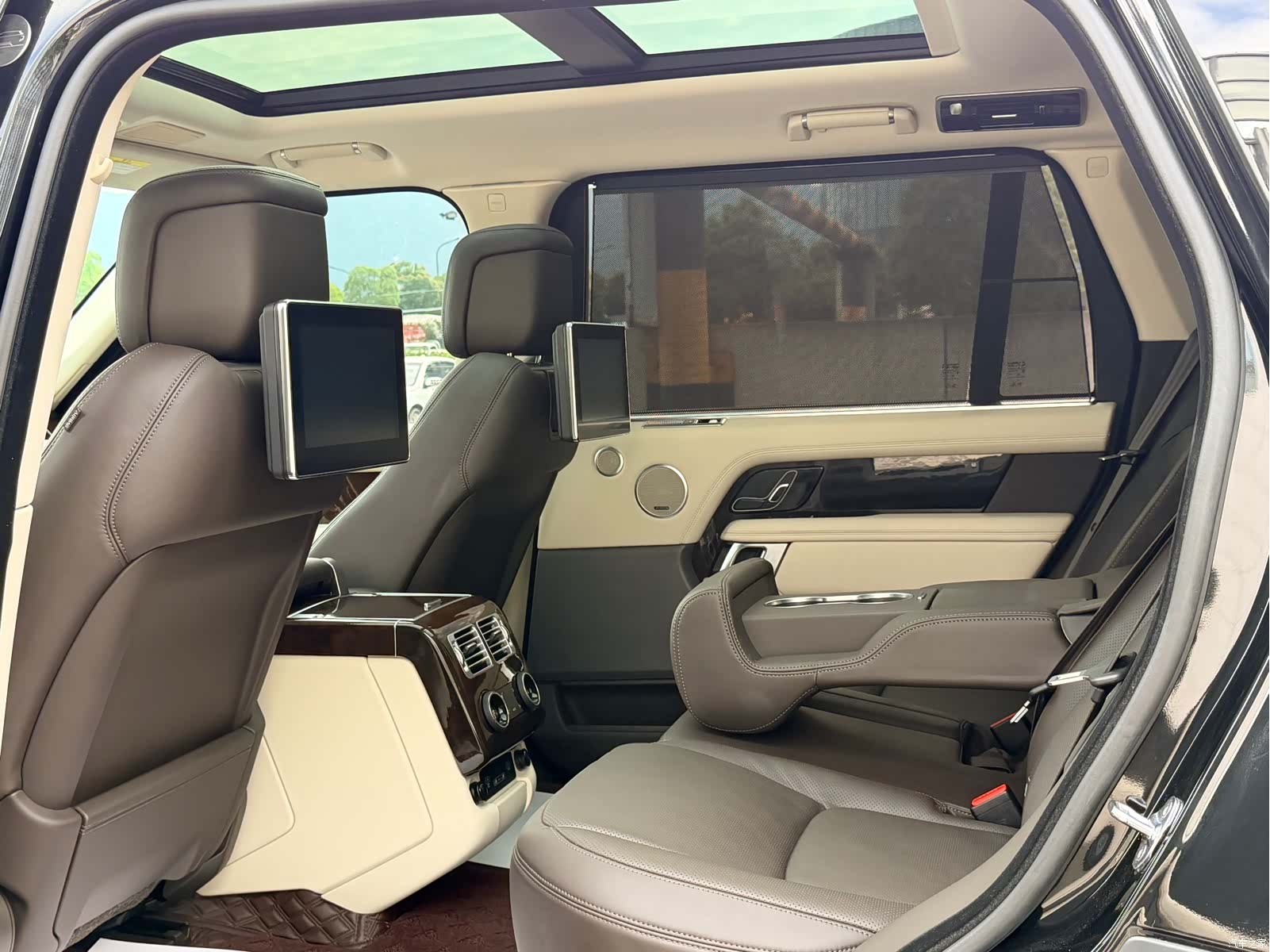 Land Rover Range Rover, 2022 11