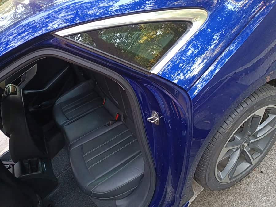 Audi A4L 2021, фото 14