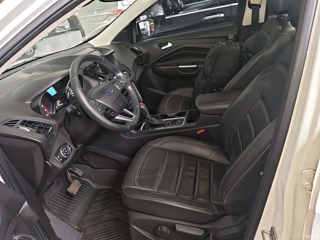 Ford Kuga, 2017 15