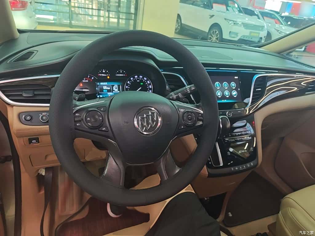 Buick GL8, 2017 10