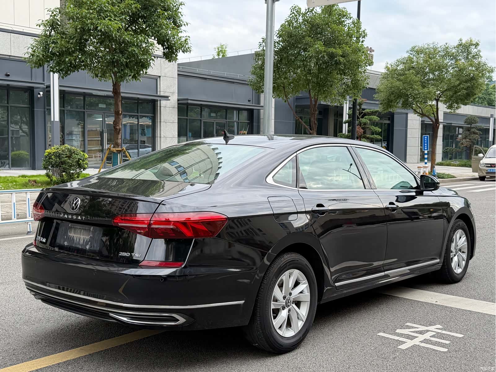 Volkswagen Passat, 2021 6