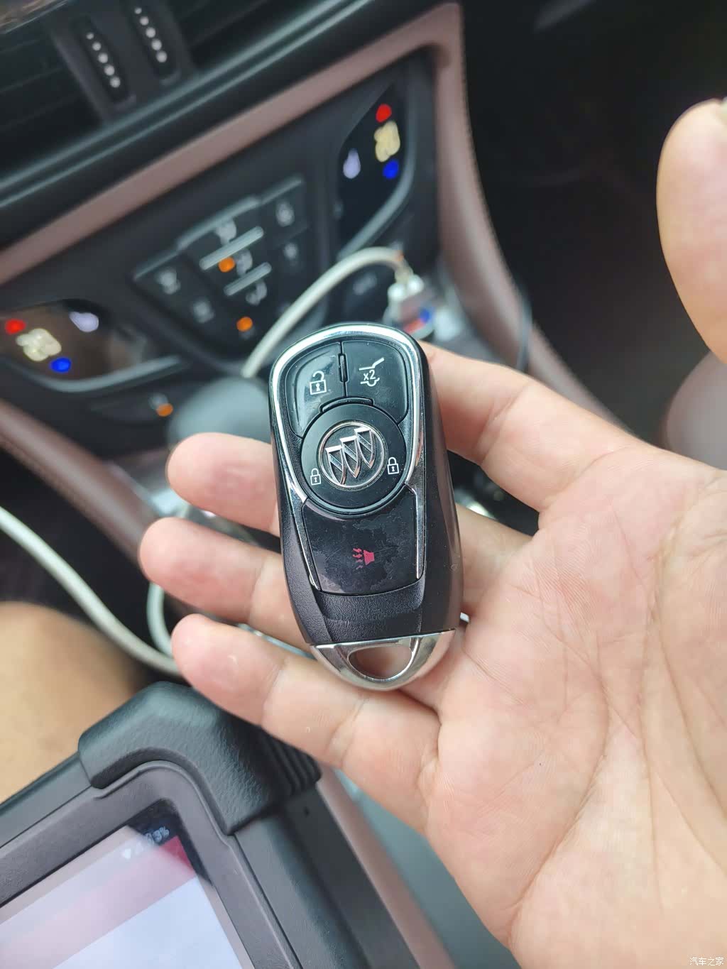 Buick Envision Plus, 2016 9