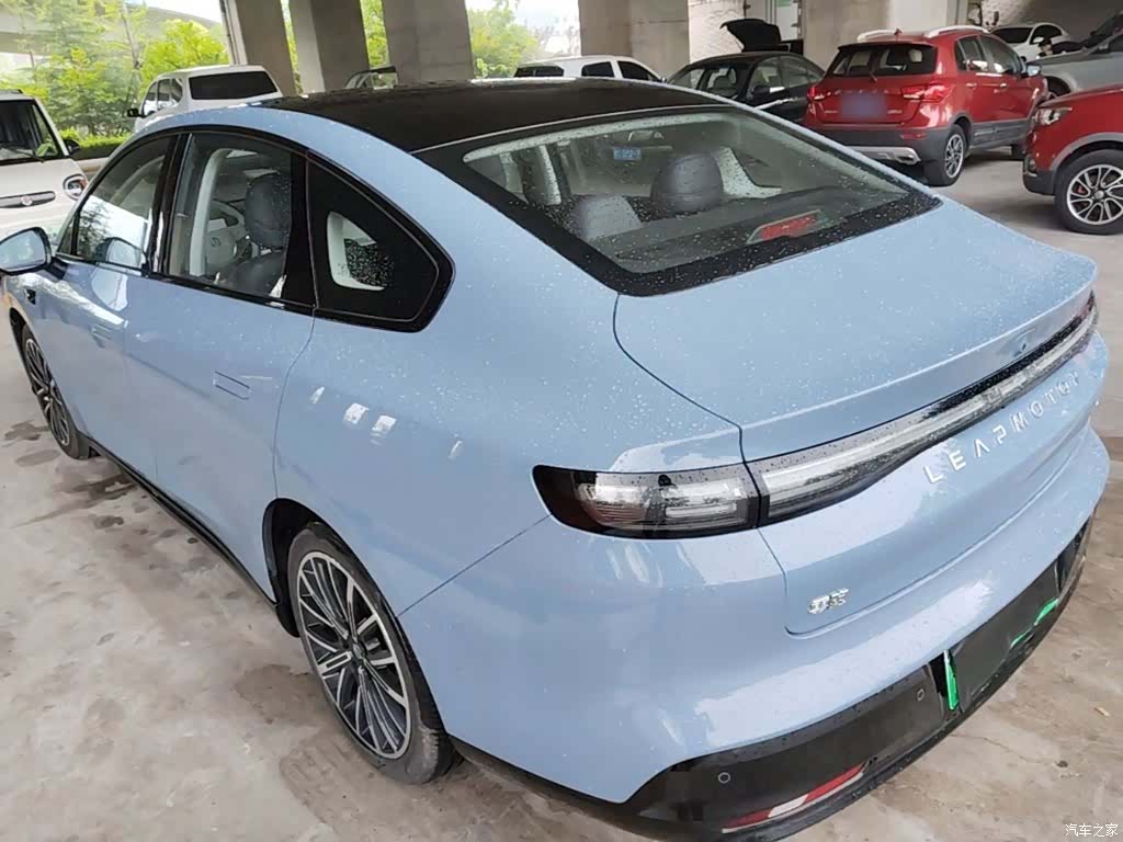 Leapmotor B01, 2025 все фото