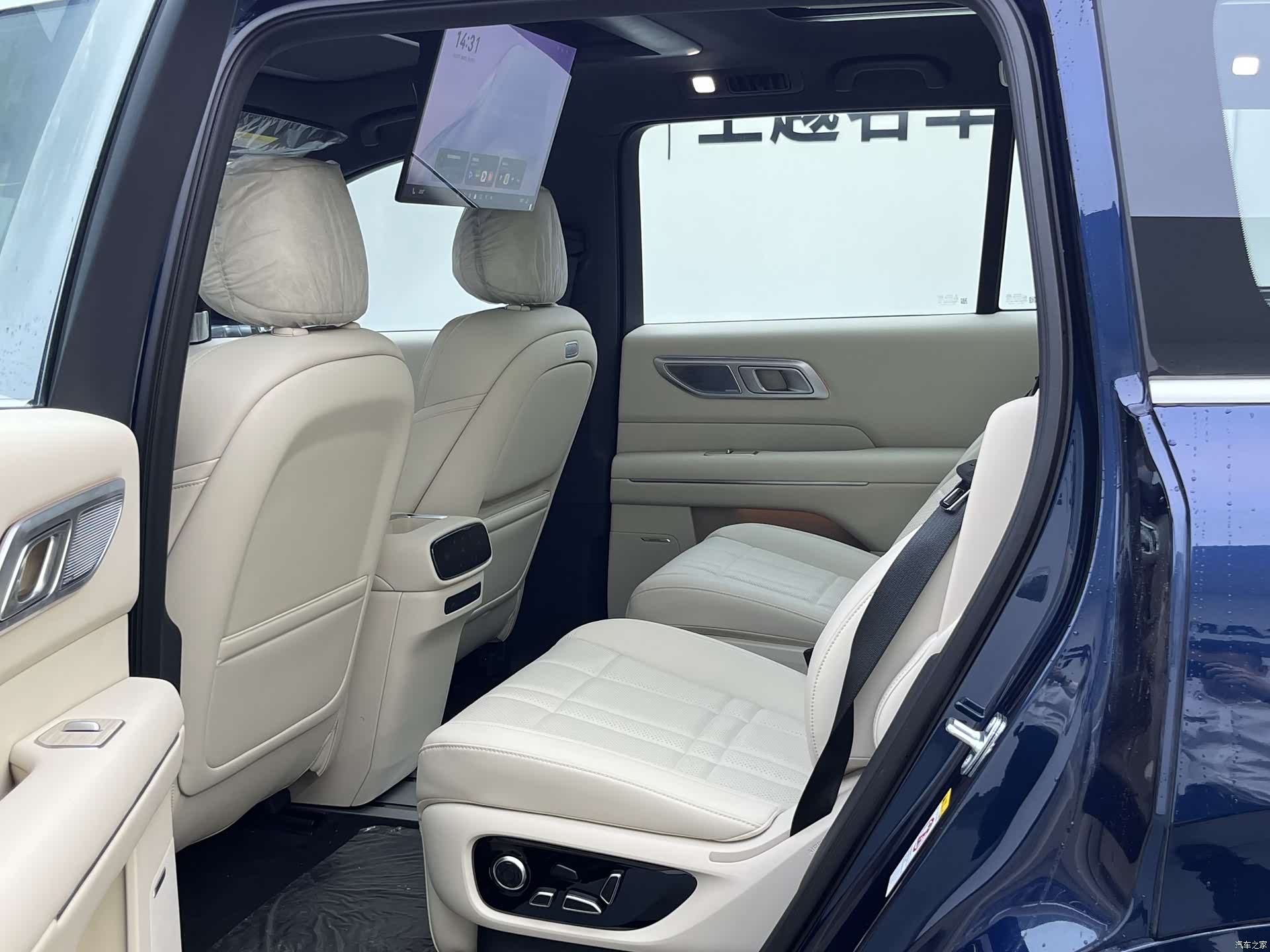 Deepal S09, 2025 11