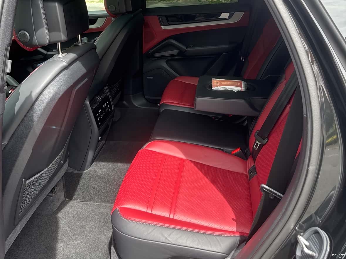 Porsche Cayenne, 2024 33