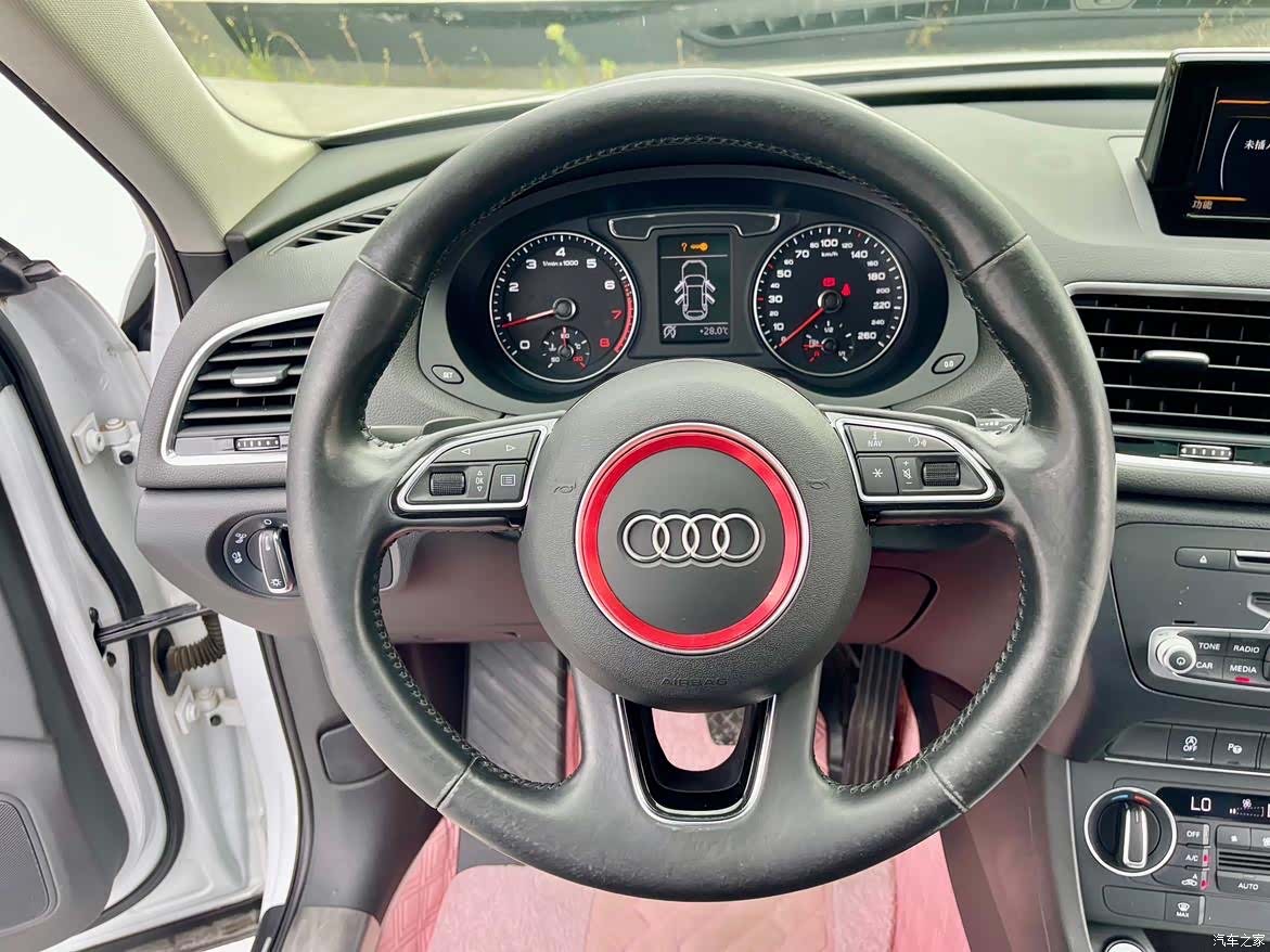 Audi Q3, 2016 11