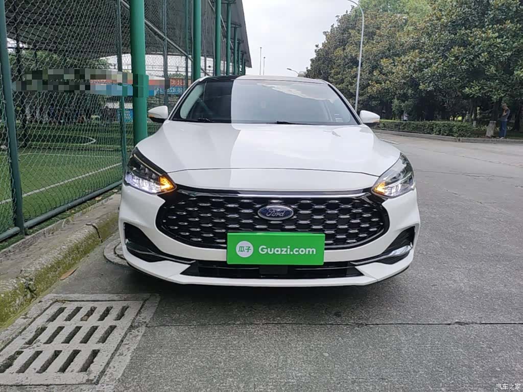 Ford Focus, 2021 3