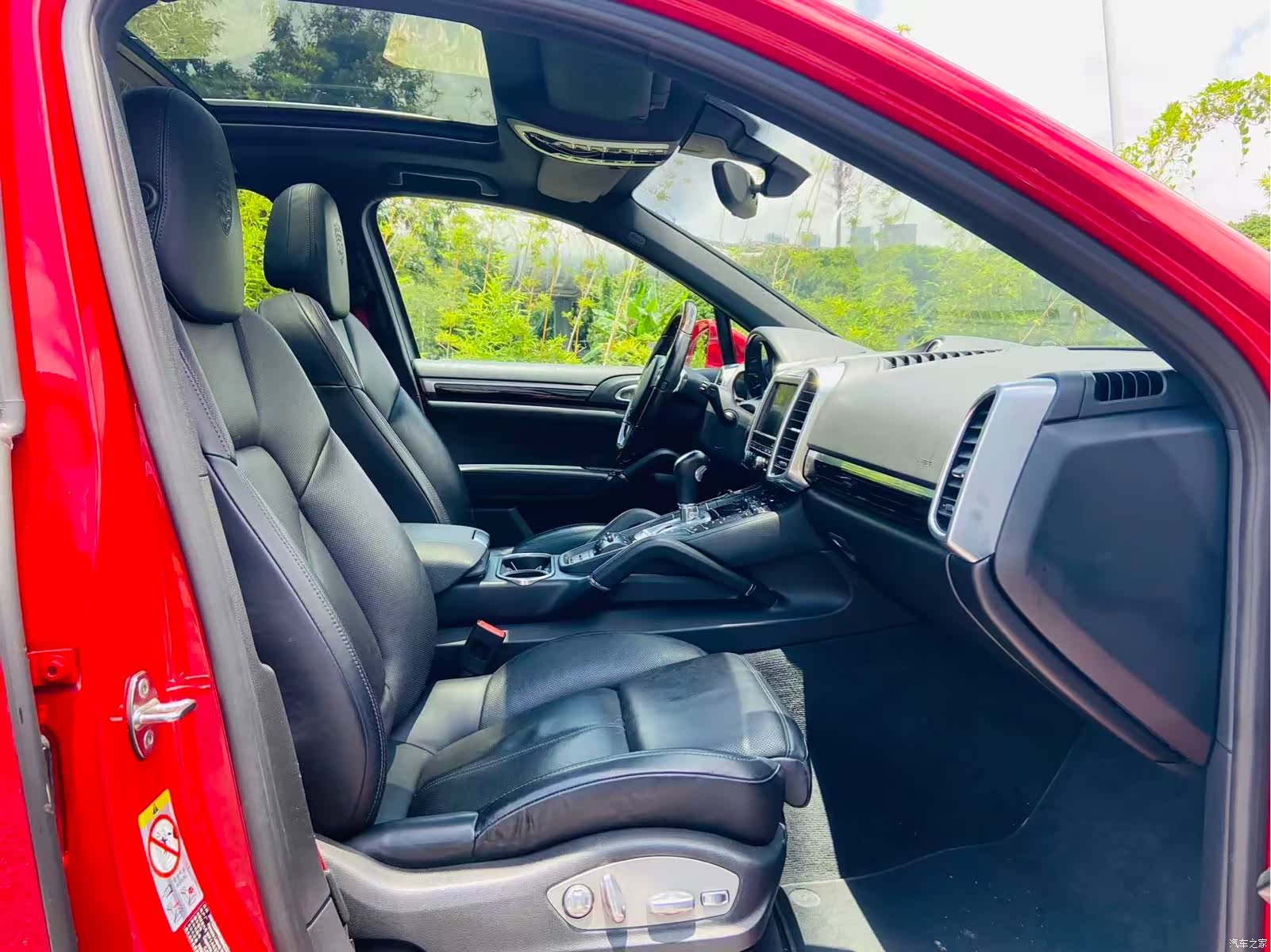 Porsche Cayenne, 2014 11