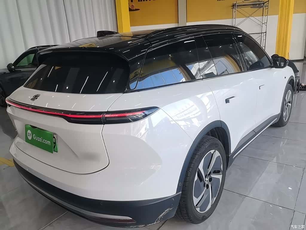 NIO ES6, 2023 7