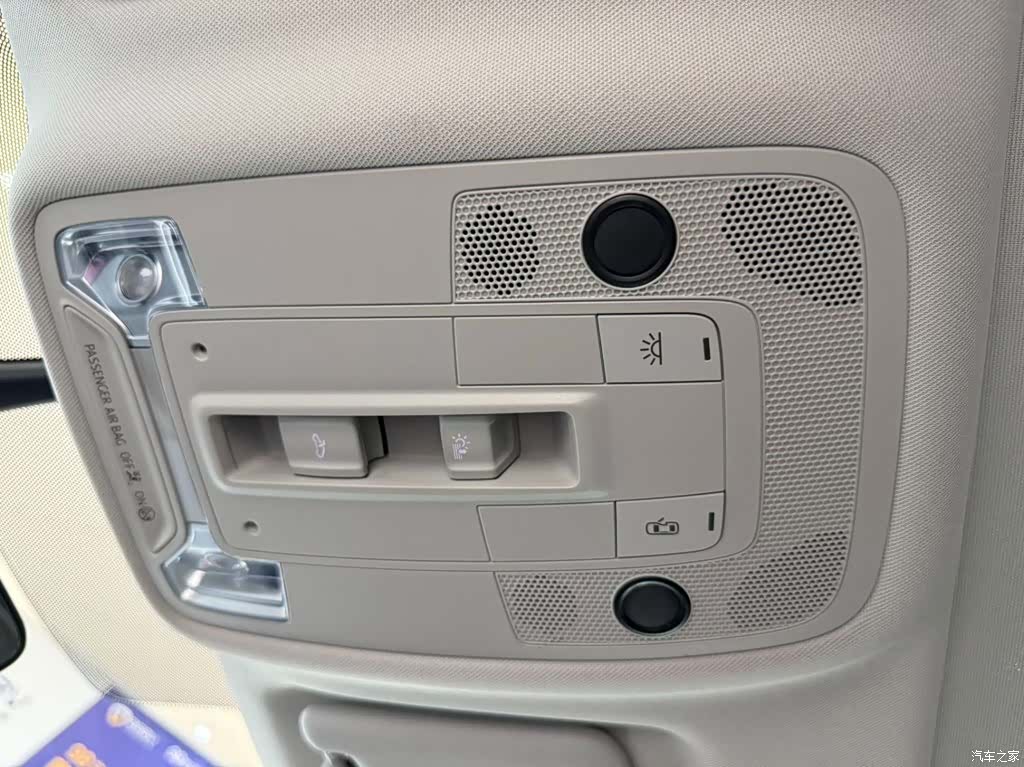 Audi Q3, 2023 14