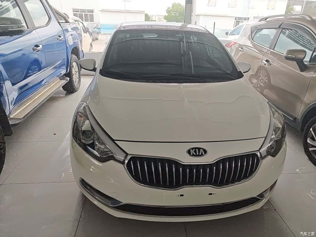 Kia K3, 2015 3