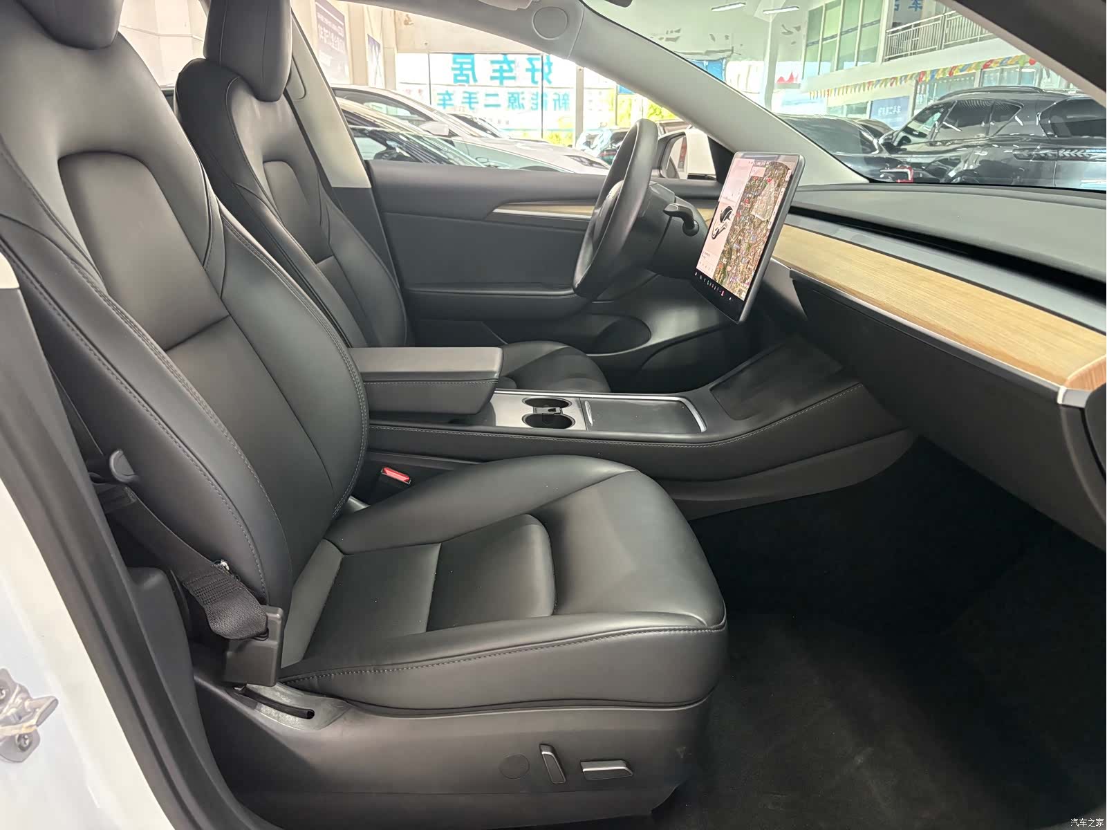 Tesla Model 3, 2021 9